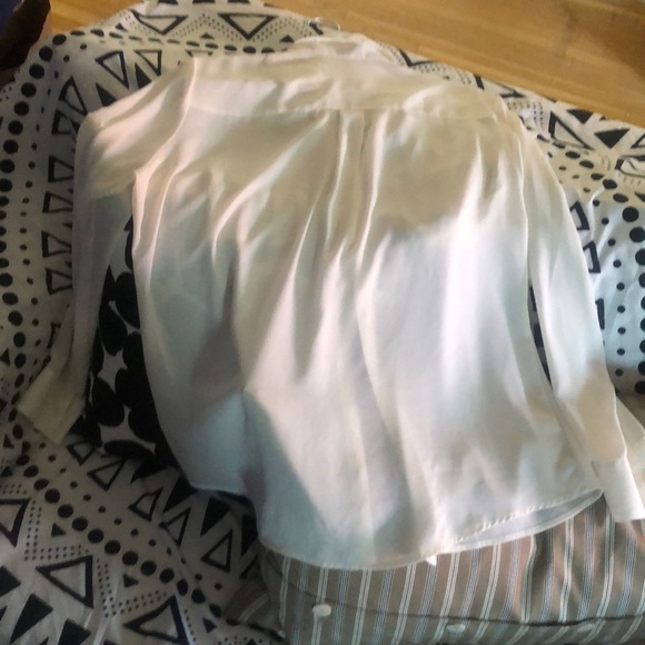 Express button down city blouse - Picture 4 of 4